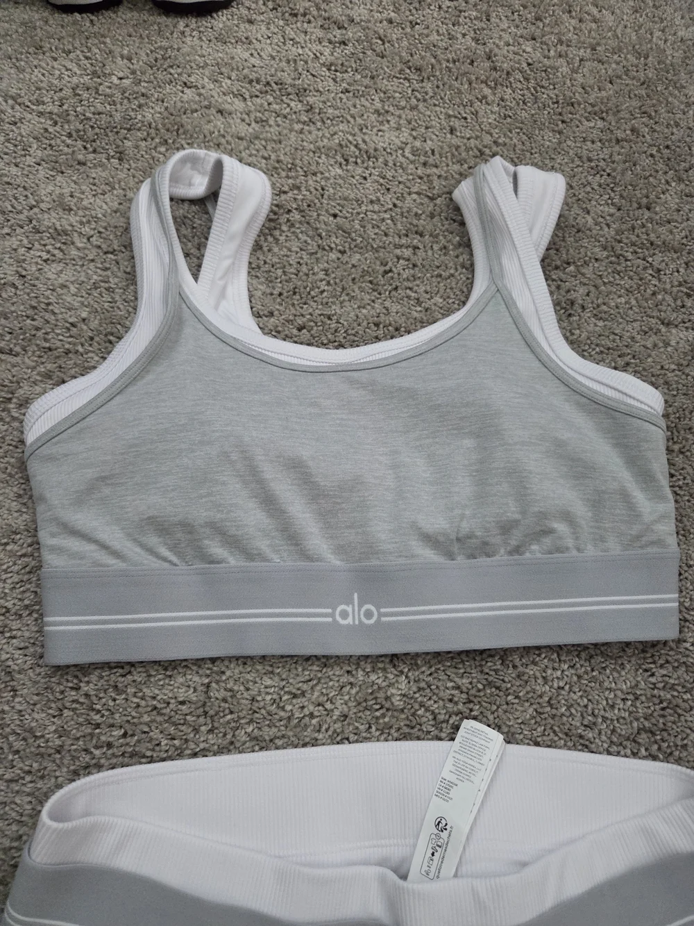 ALO Yoga Light Gray Leggings with Matching Sports Bra